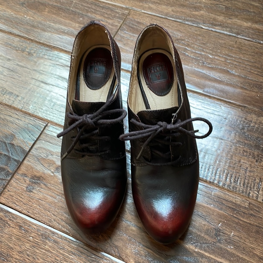 Frye Lois oxfords sz 7